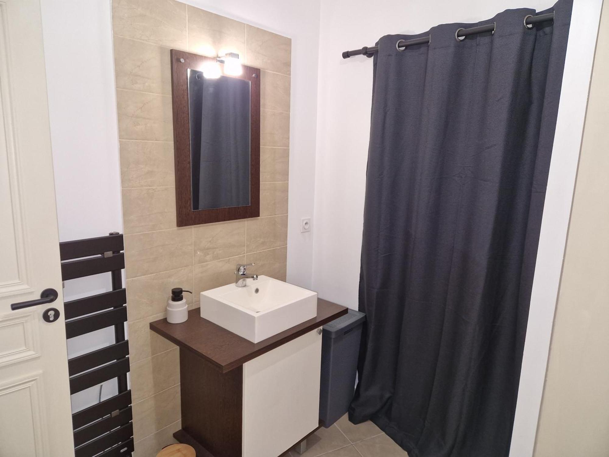 Au De Llea Retro Apartment